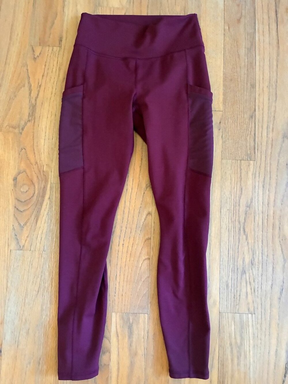 Women's Fabletics Mila PowerHold Burgundy Pocket Leggings Small